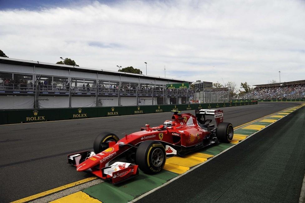 Gp Australia: le Mercedes ancora davanti, ma la Ferrari c'è