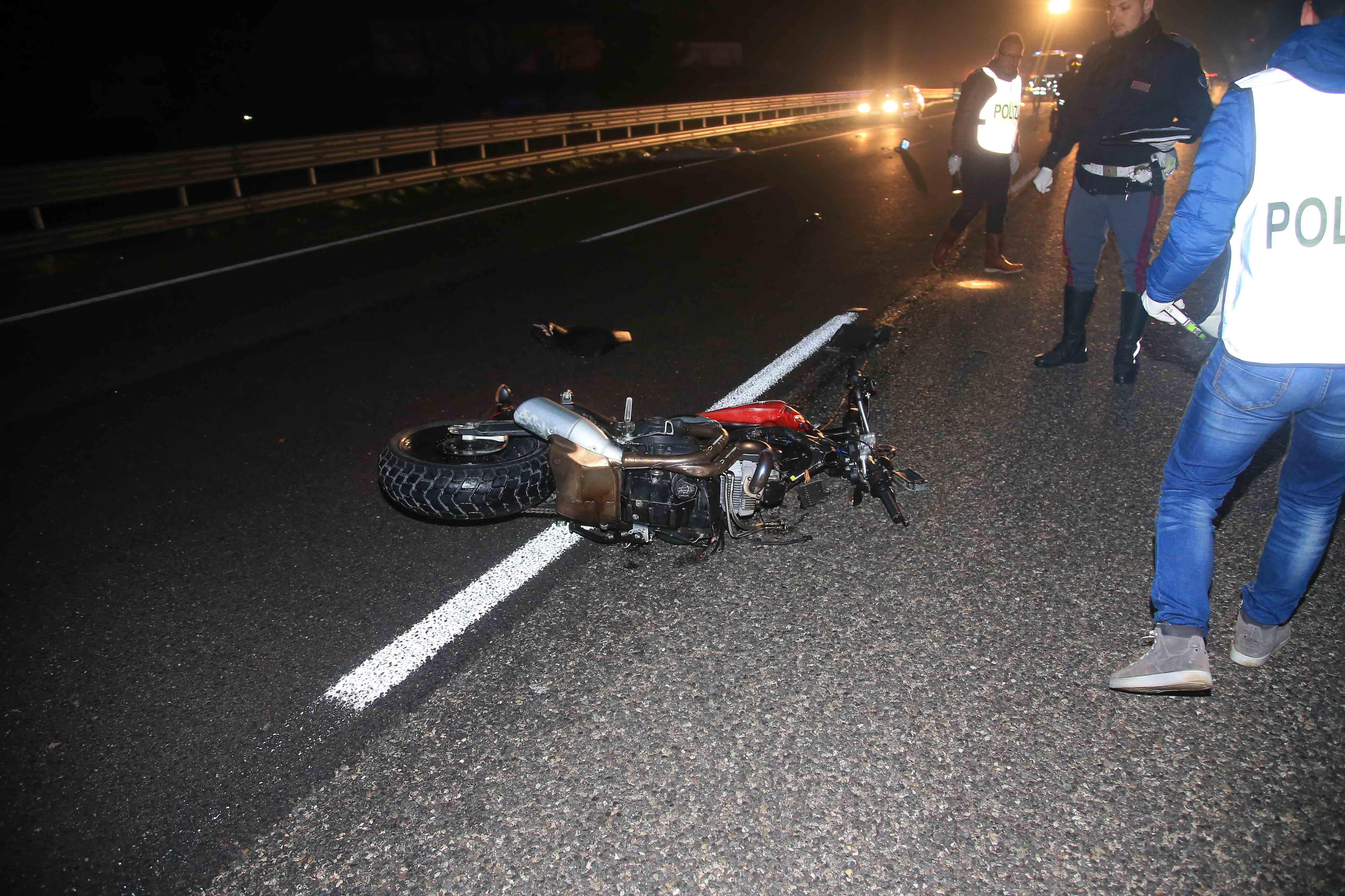 Schianto in moto sull'A1, morto il poliziotto della Stradale Elio Iori 