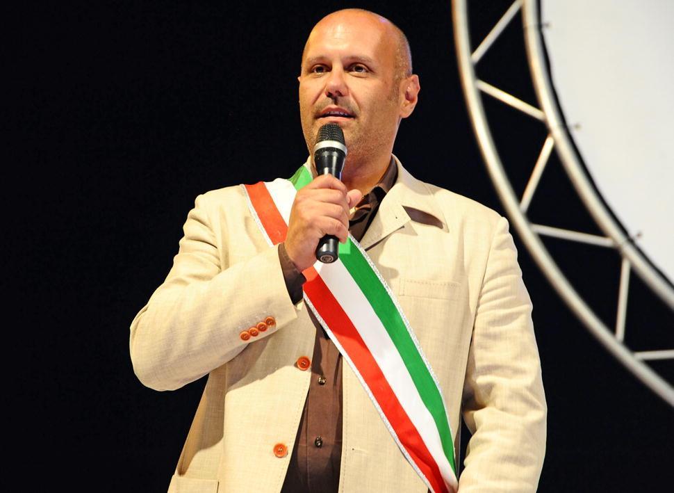 Il sindaco di Cecina Samuele Lippi