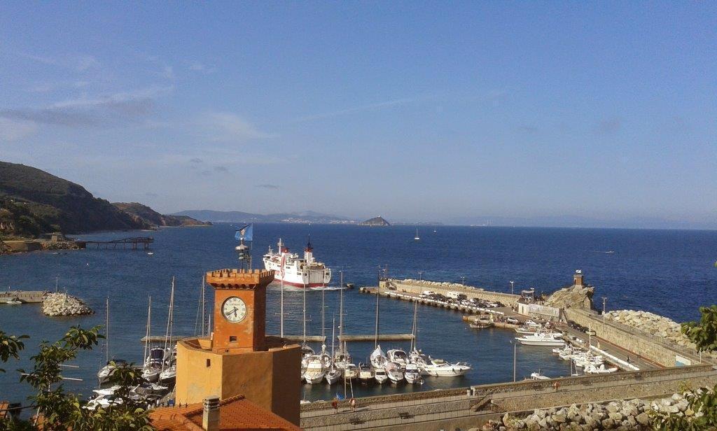 Il porto di Rio Marina