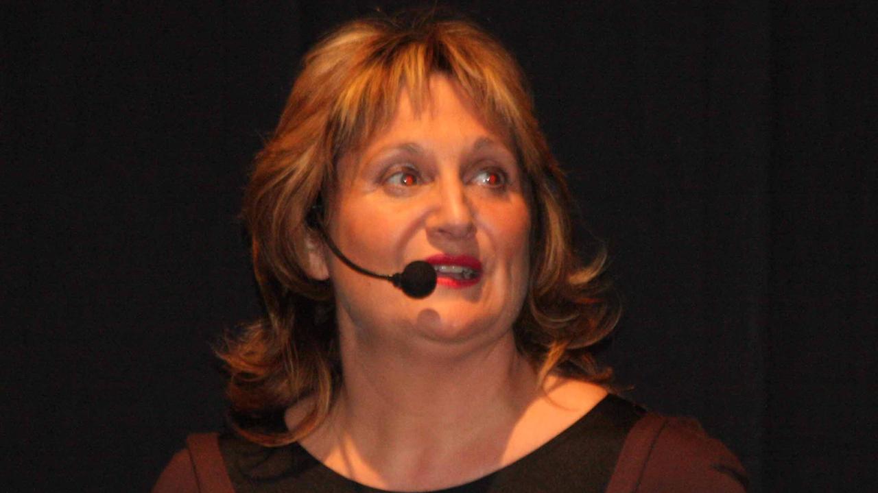 L'attrice comica Lora Santini