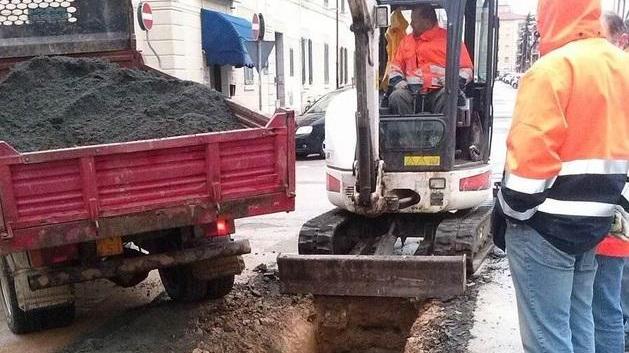 Via della Bastia, odissea per lavori