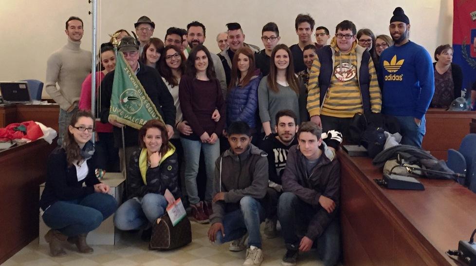 Tre proposte per i neo 18enni accolti ieri in municipio