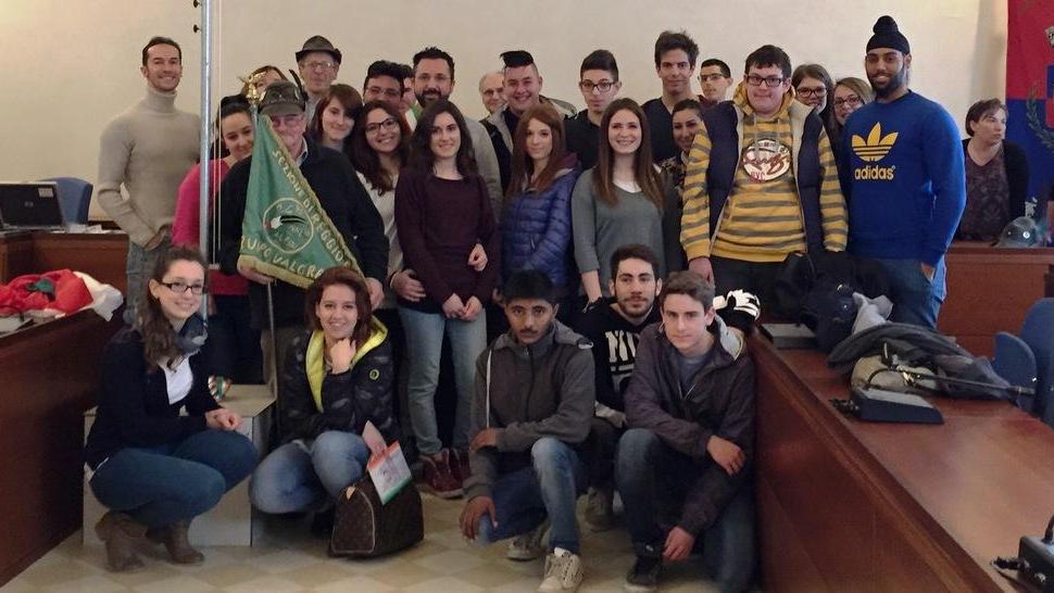 Tre proposte per i neo 18enni accolti ieri in municipio
