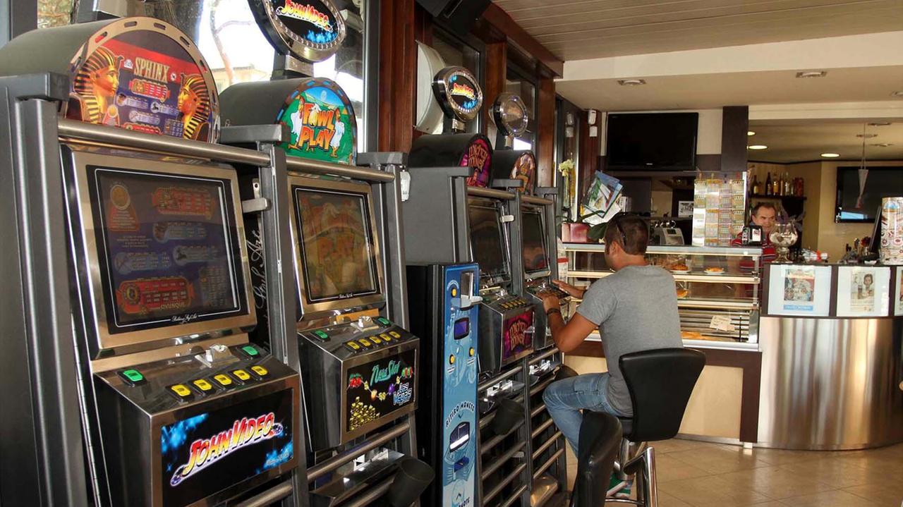Sale slot a orario ridotto: titolari sulle barricate