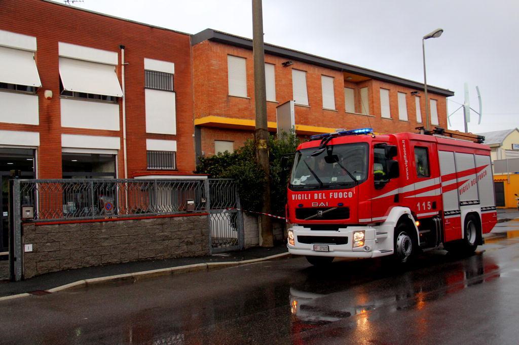 Una squadra di vigili del fuoco (foto di repertorio)