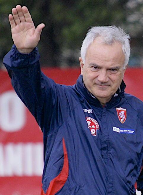 Silva ri-saluta i tifosissimi «Cercheremo di fare calcio» 