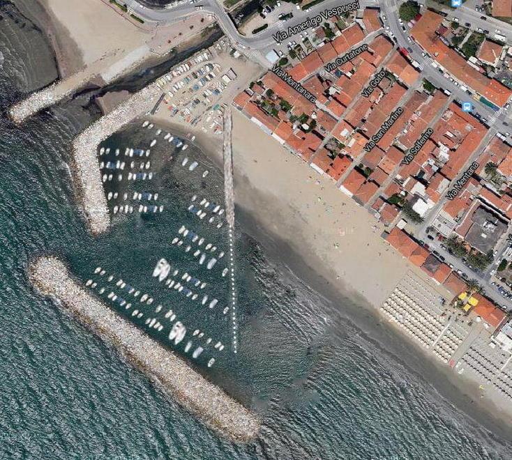 La simulazione di come saranno spiaggia e approdo dopo l'intervento