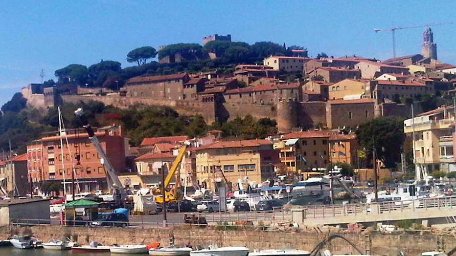 Più case per i residenti e un campo da golf