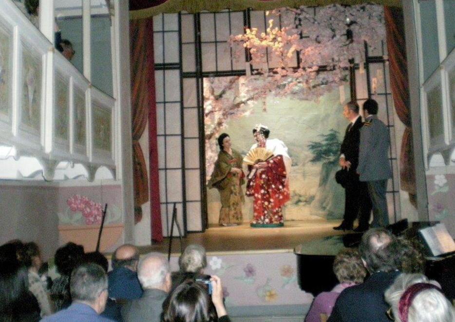 In visita al Teatrino di Vetriano 