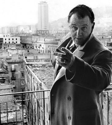 Questa sera Le mani sulla città di Francesco Rosi 