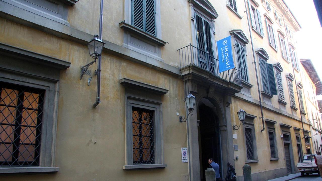 Palazzo Vaj sede della Monash University e del Palazzo delle Professioni