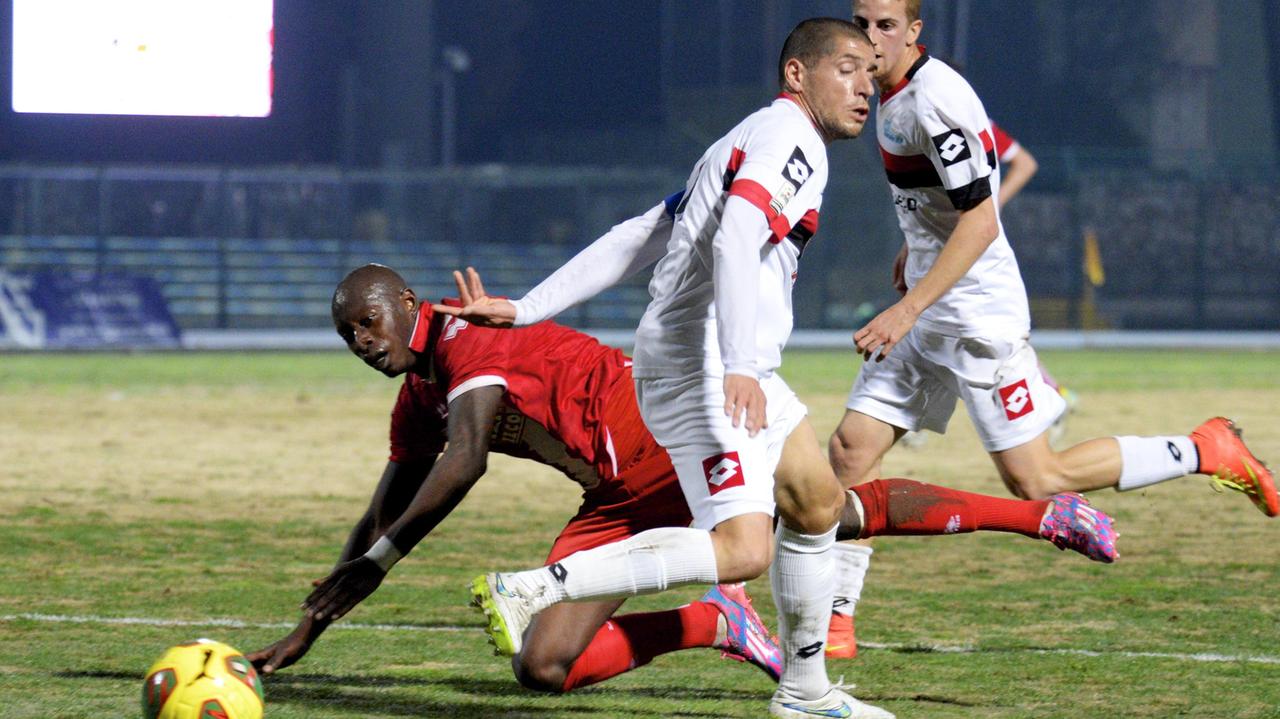 Un'incursione di Fofana nel primo tempo (foto Bf)
