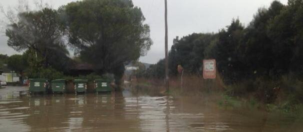 Esonda l’Alma, disagi al traffico e allagata la zona dei camping