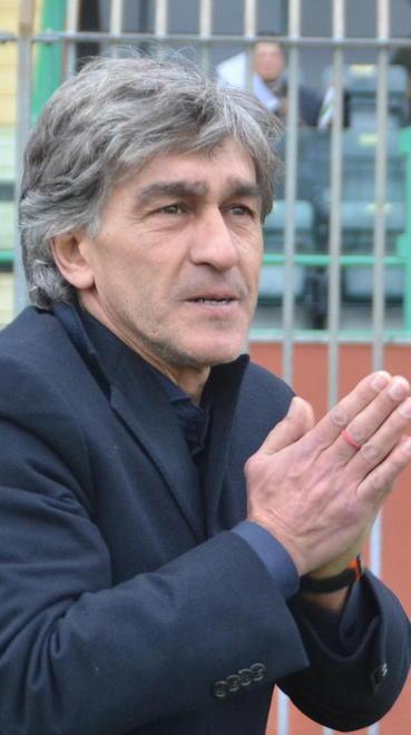 Il MISTER DELLA LUCCHESE: «NON DEVONO TIRARE IN PORTA»
