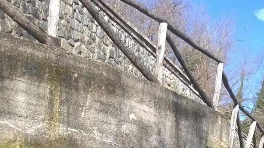 In stato di abbandono la viabilità e i cimiteri