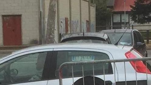 Transenne con ruote alle scuole sindacato attacca capo dei vigili