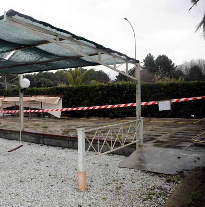 «Nei guai per non aver fatto la piscina» 