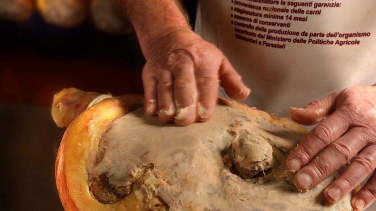 Prosciutto di Modena Dop, la produzione cresce dell’8%