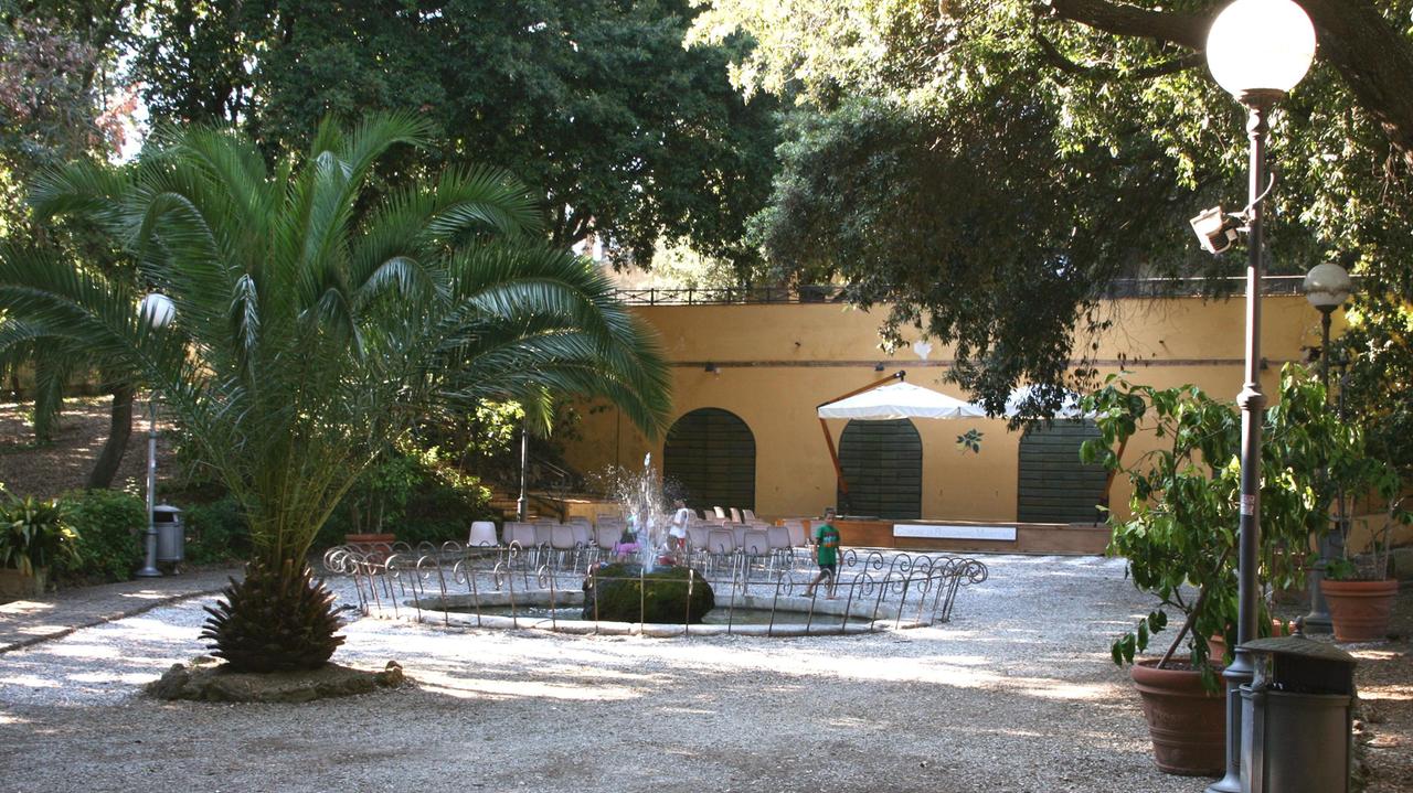 La limonaia nel parco del castello Pasquini a Castiglioncello
