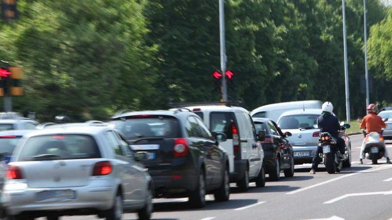 Fingono incidente per truffare