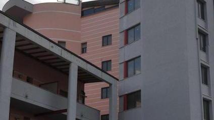 La storia infinita di una piazza senza collaudo