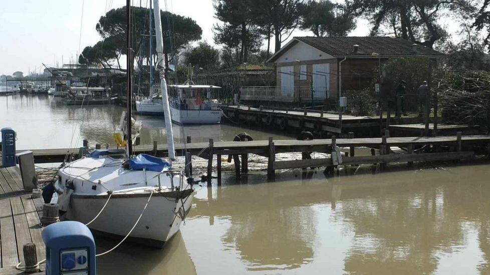 Ancora senza nome la donna trovata in Arno