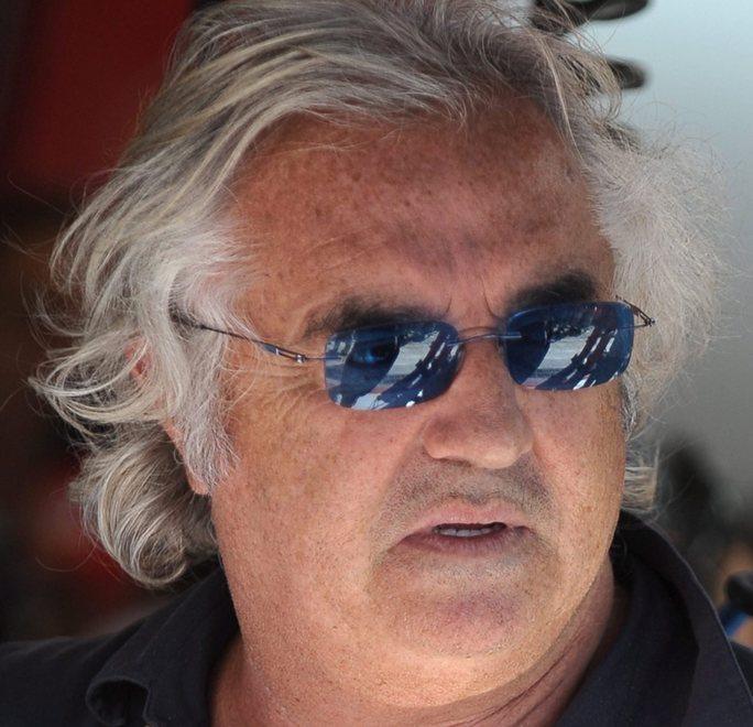 Flavio Briatore e la polemica sui troppi ambulanti