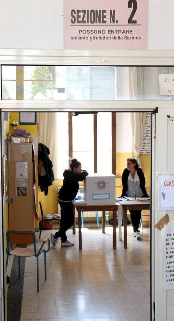 Elezioni, Forza Italia prende tempo per scegliere il nome 