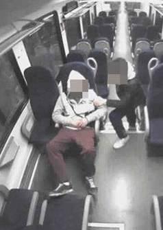 Furto in treno, denunciati due ragazzi