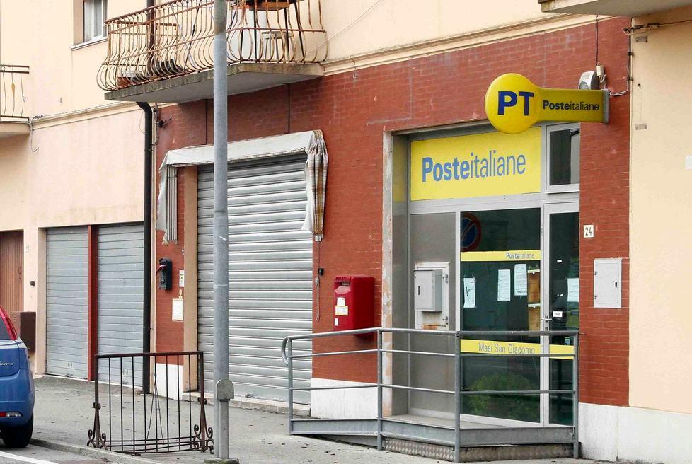 Poste, la proroga sarà di due mesi 