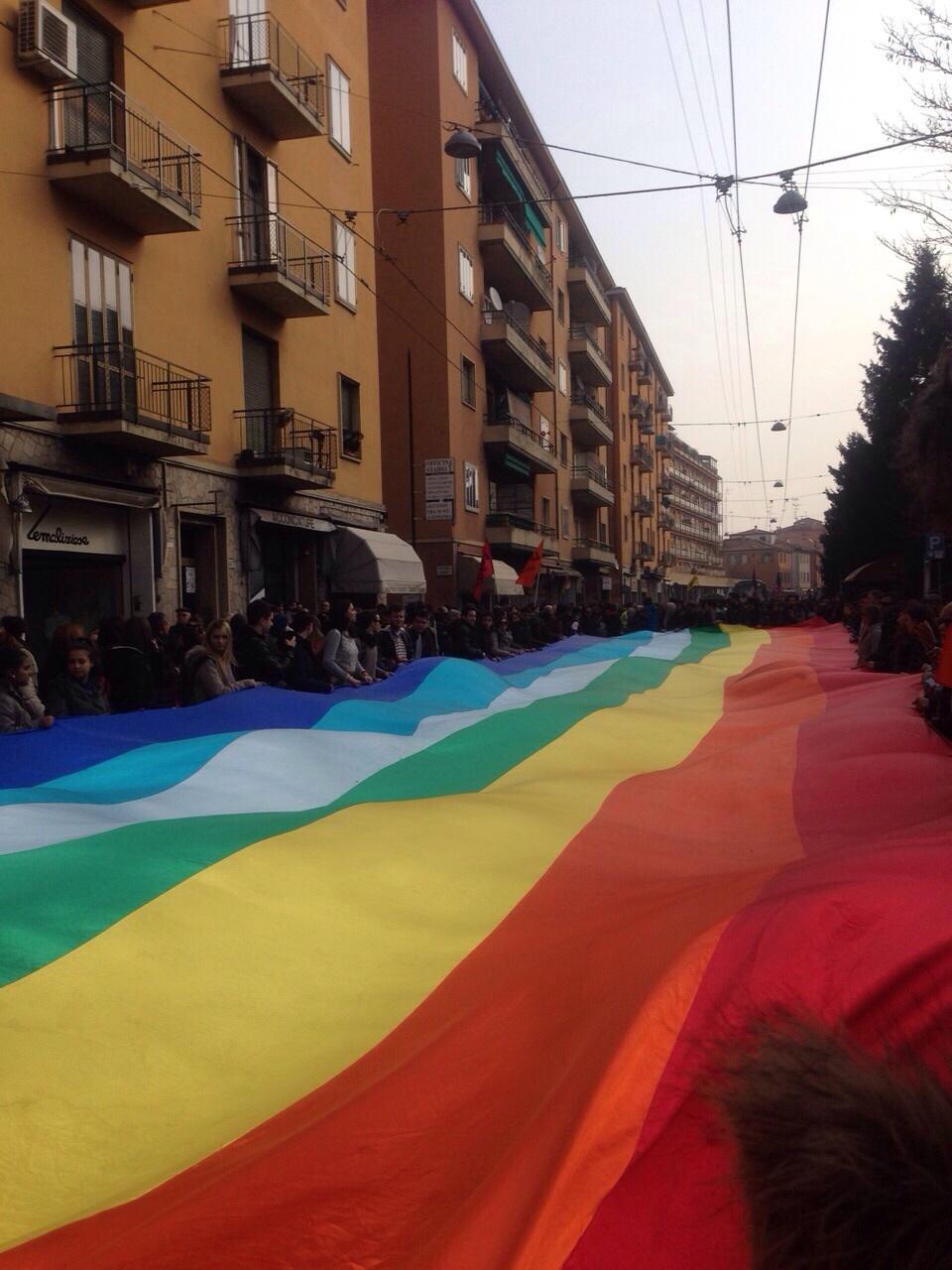 In duecentomila al corteo di Bologna per dire no alle mafie