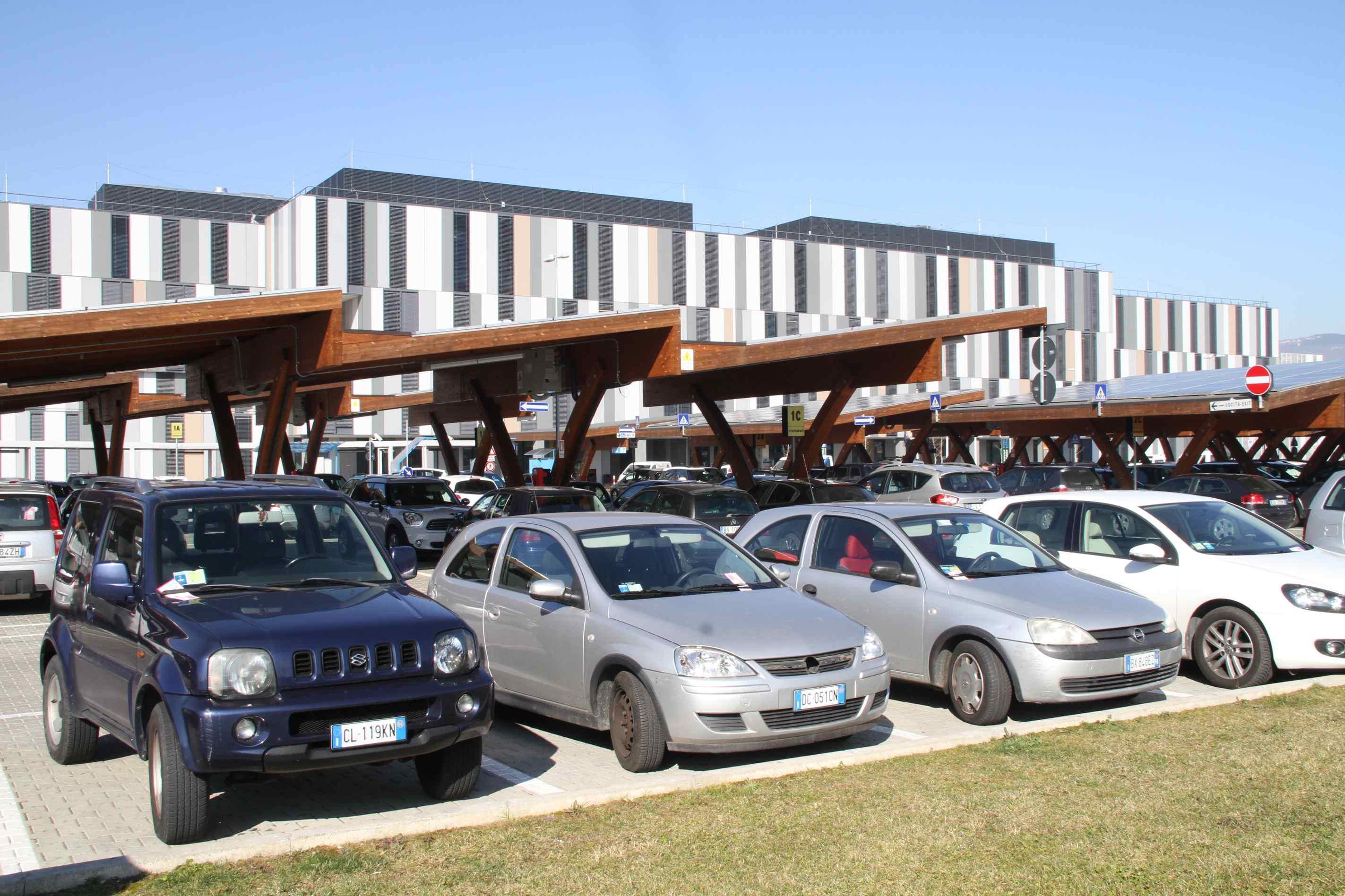 Il parcheggio del nuovo ospedale Santo Stefano