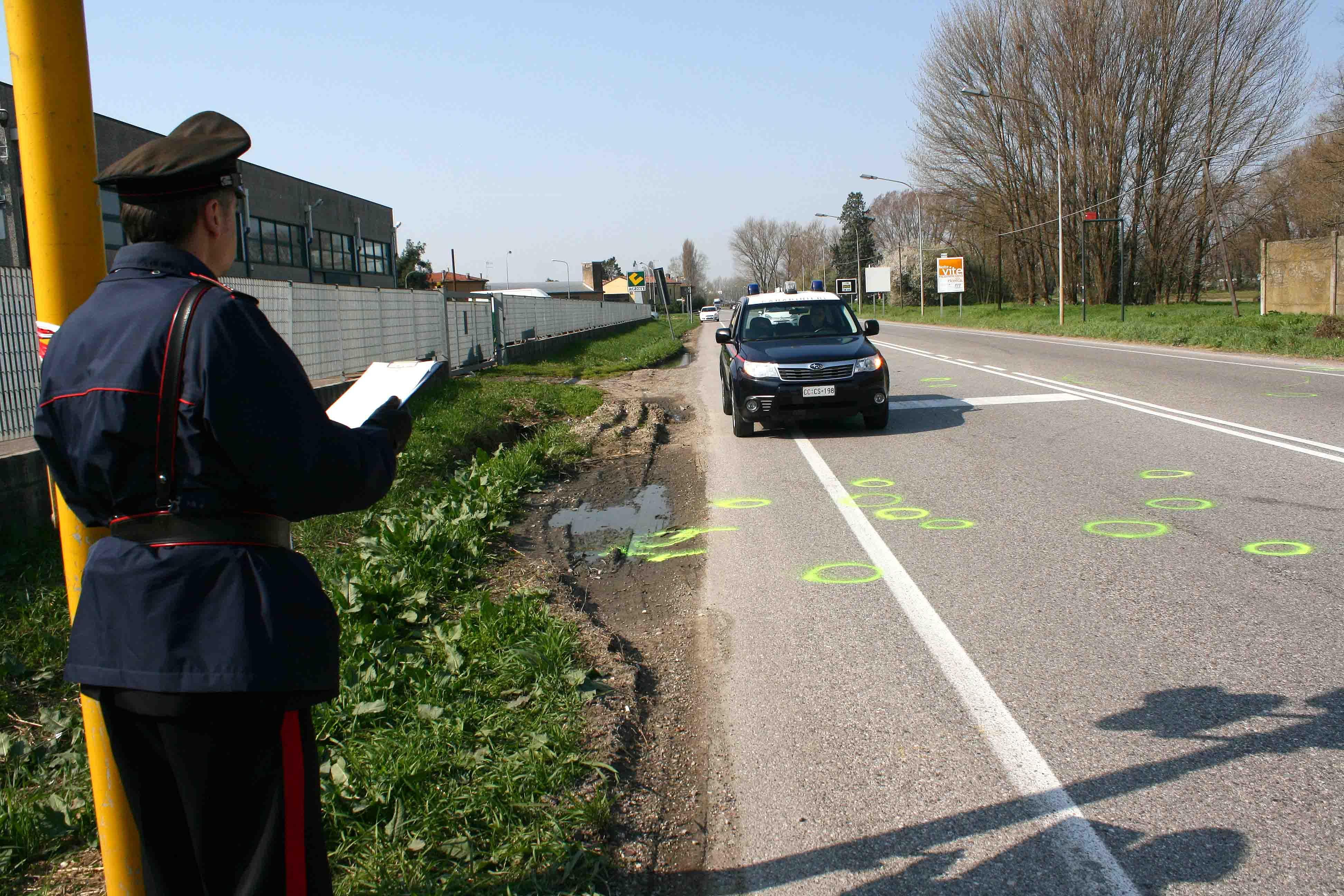 I rilievi in via Michelini