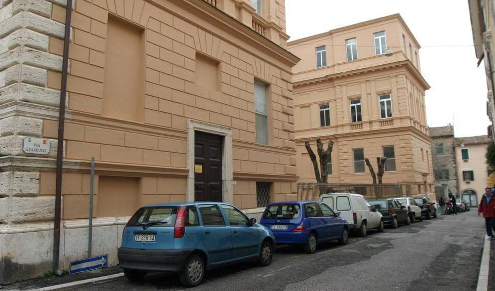 Ammanchi a scuola, due anni di pena per l’ex responsabile del servizio