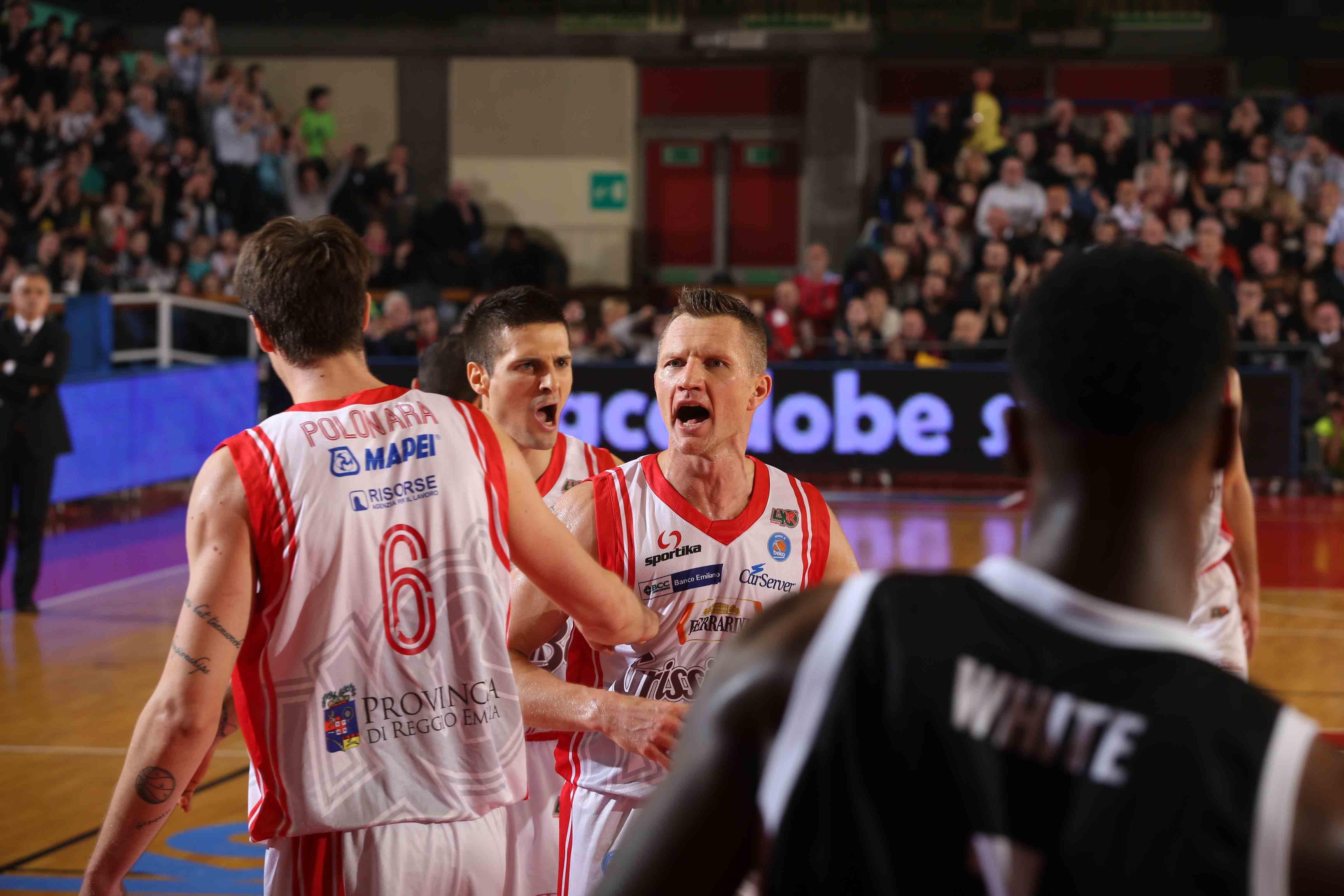 La Grissin Bon domina il derby: Virtus Bologna battuta 66-56