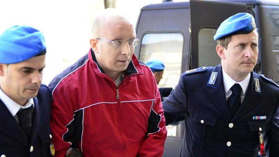 Uccise il compagno di stanza: trent’anni