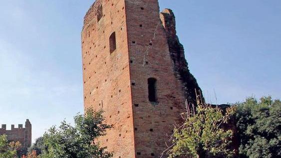 Fiumi di alcol nel parco Corsini ubriachi a 16 anni in pieno giorno