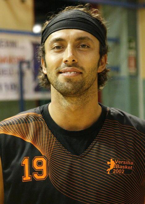 Vela, missione playoff a Livorno Tifando per i cugini del Versilia