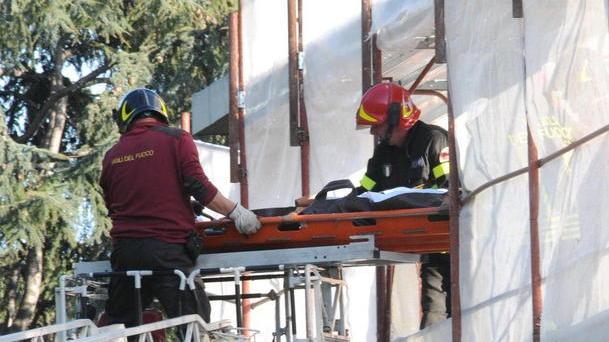 Morto in cantiere, tre sotto accusa