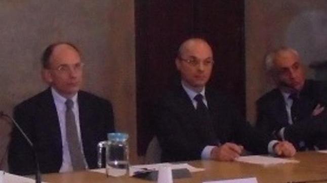 L’ex premier Enrico Letta all’incontro di Palazzo Pio