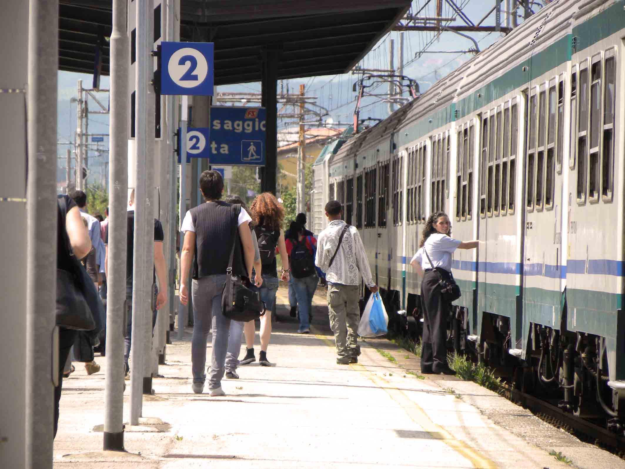 La stazione di Montale dove i due sono incappati nel controllo dei carabinieri