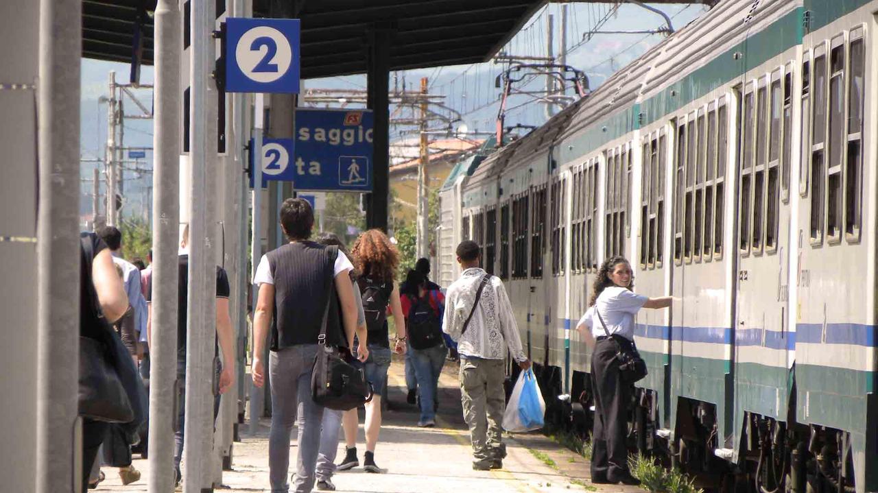 La stazione di Montale dove i due sono incappati nel controllo dei carabinieri