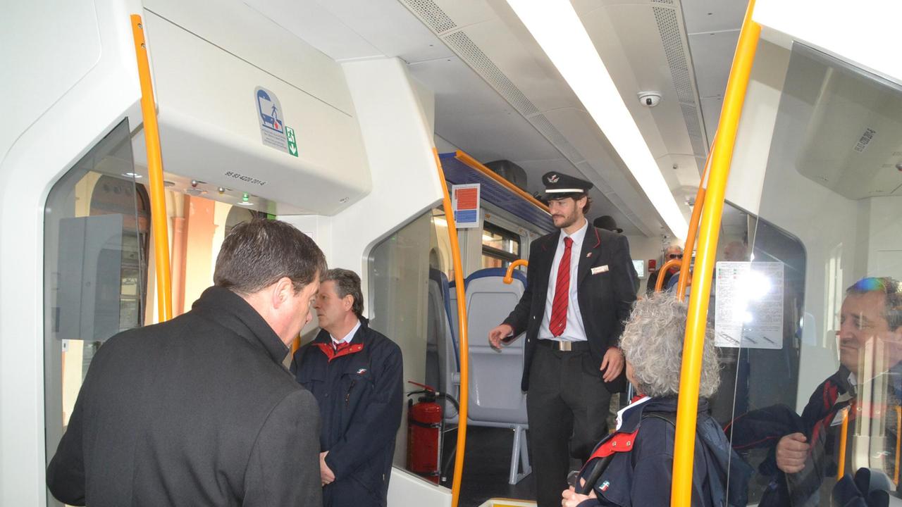 Dentro al nuovo treno Swing