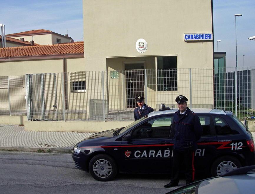 La caserma dei carabinieri di Navacchio il giorno dell’inaugurazione nel 2008
