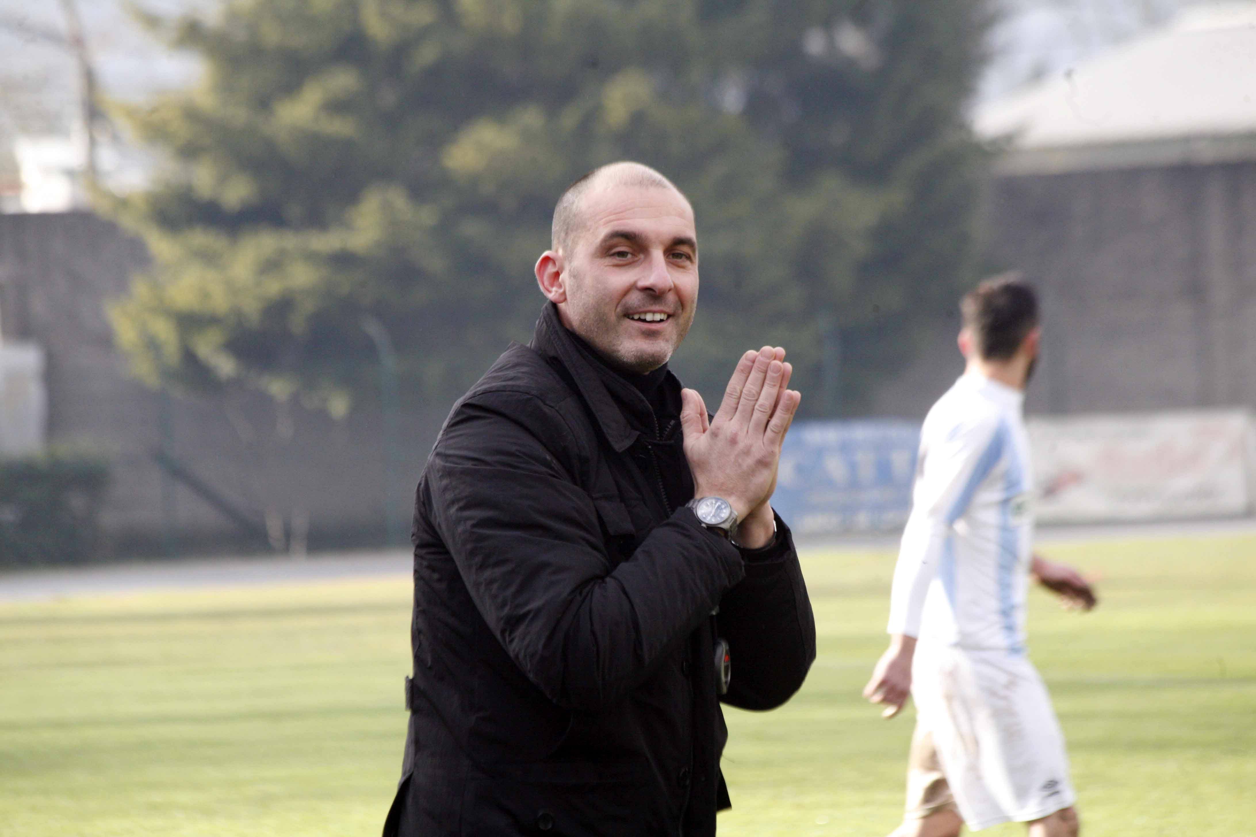 L'allenatore del Camaiore Cristiano Ciardelli