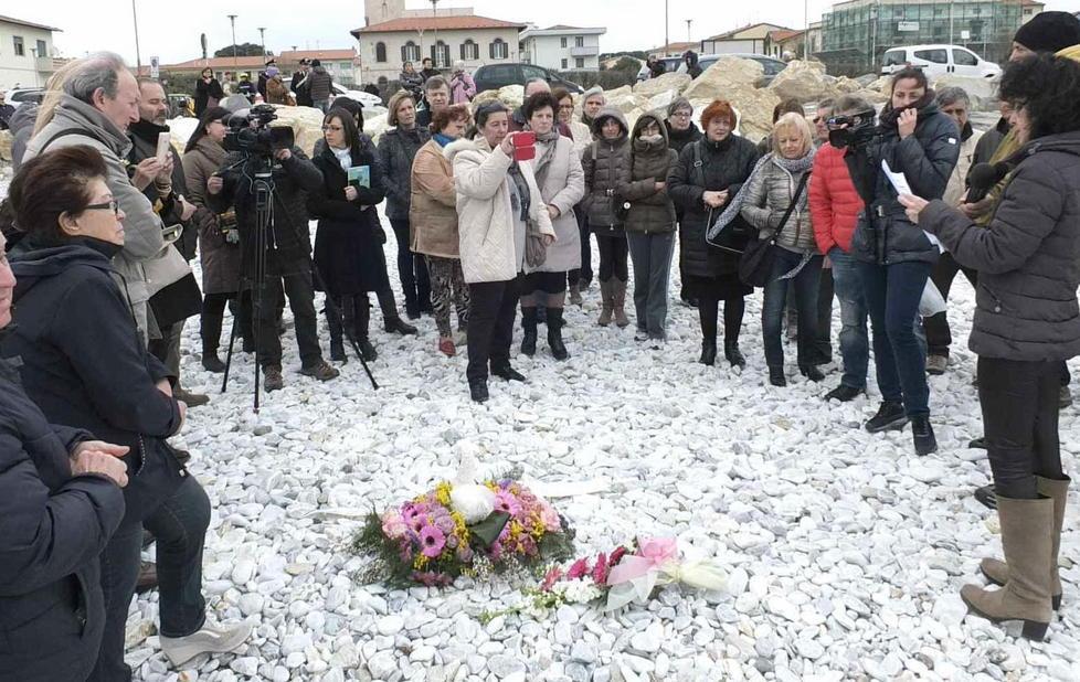 Fiori per dire «buon compleanno Roberta» 