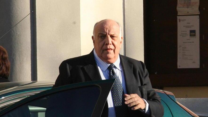 «Ma quali intercettazioni... Solo una telefonata di auguri»