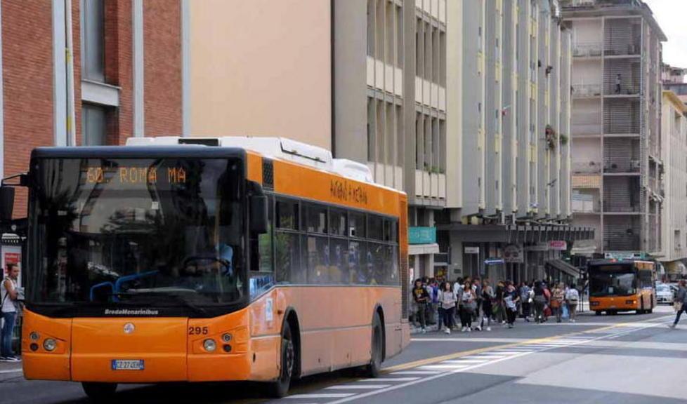 Nuovi autobus a misura di disabili 