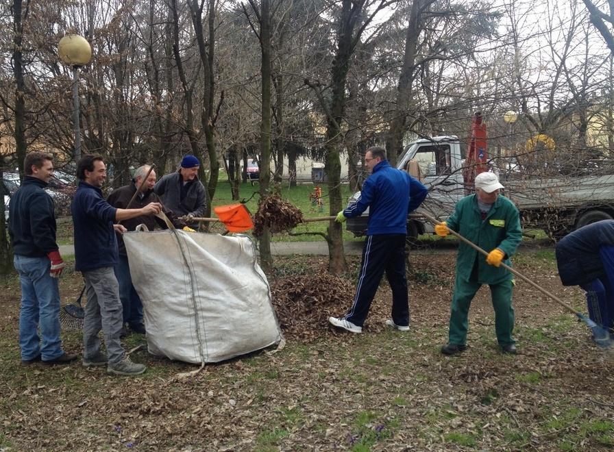 Tanti volontari nel parco per le pulizie di primavera 